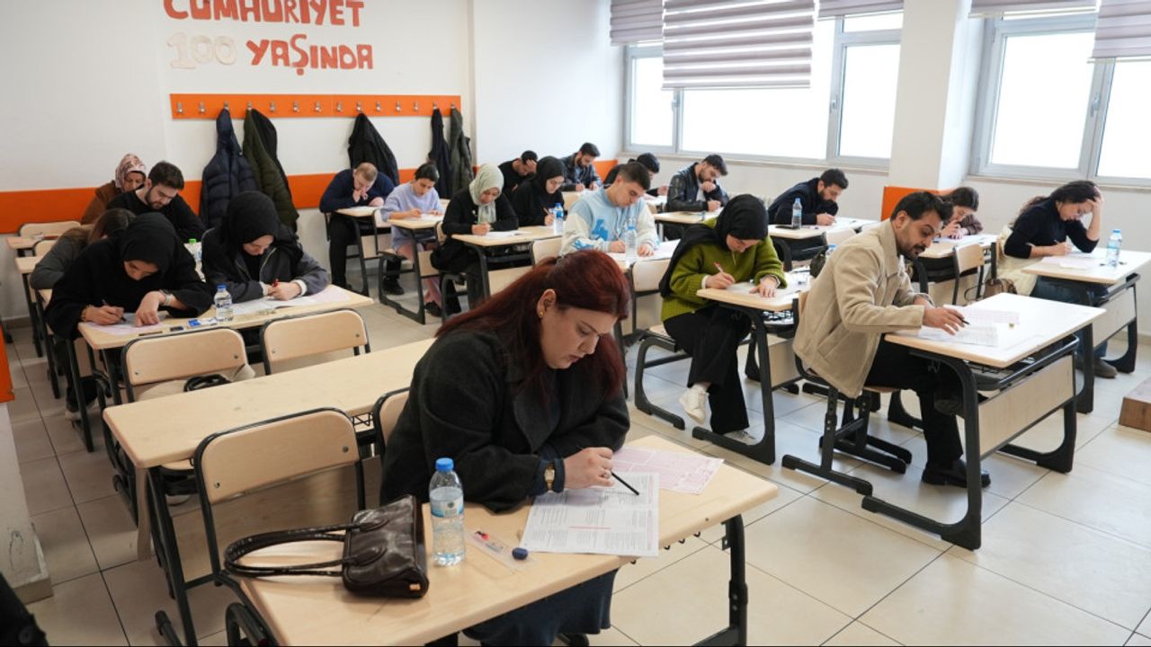 Kahramanmaraş'ta Öğrencilere KPSS Provası