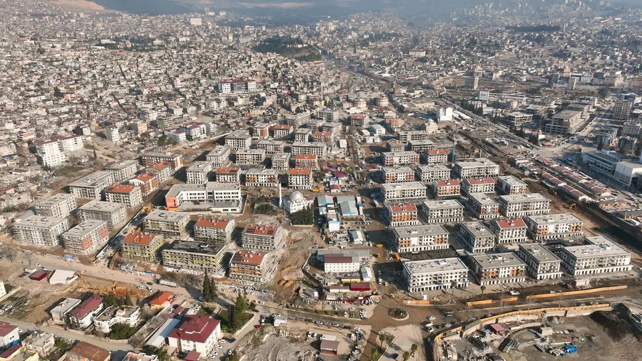 Kahramanmaraş’ta Yeniden Doğuş! İmar ve İnşa Çalışmaları Hızla İlerliyor